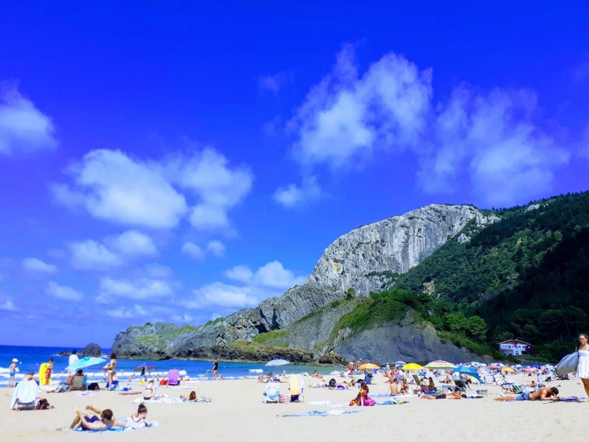 Playa Laga Villa Ibarrangelu Bagian luar foto